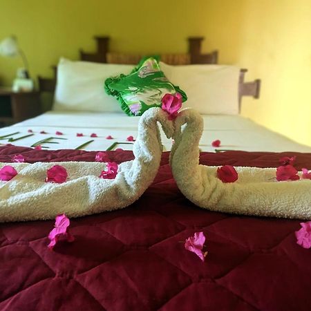 Sunset Lane Hotel Laborie Стая снимка