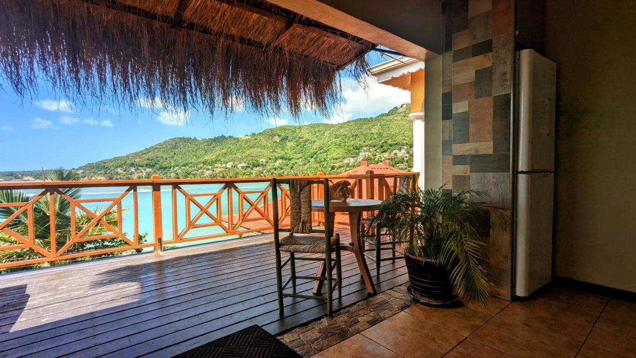Sunset Lane Hotel Laborie Екстериор снимка
